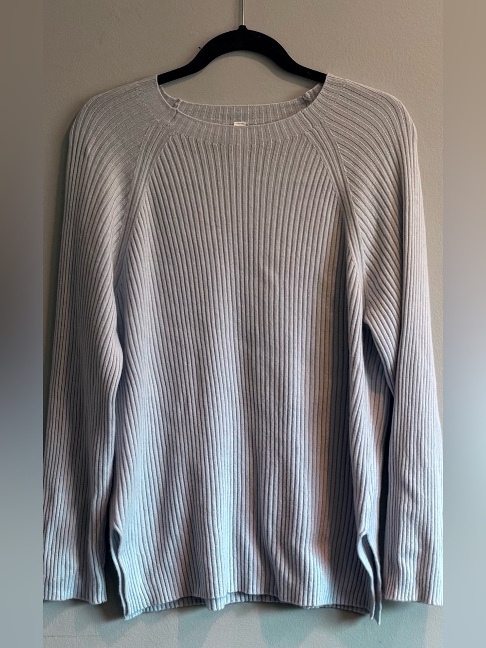 Nap Loungewear 100% Cashmere Sweater pale gray with blue tint Size Large